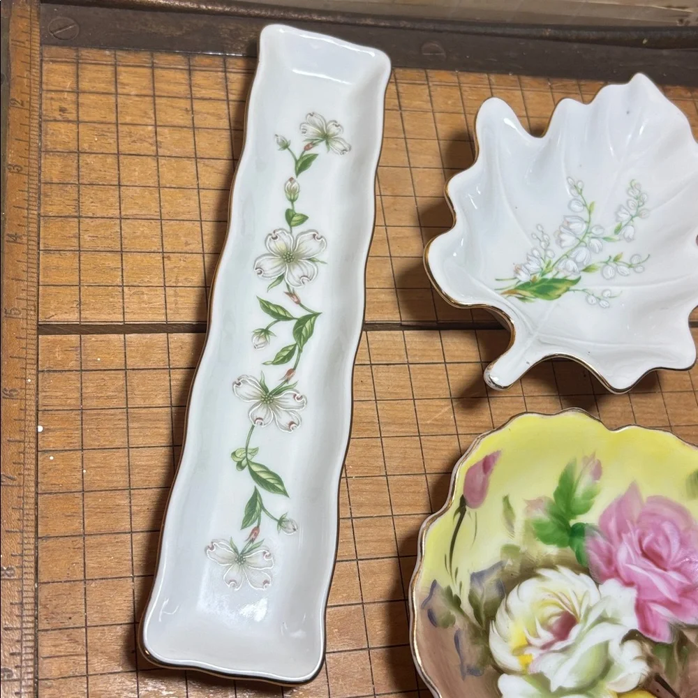 Lefton China 3 Dishes Lily of the Valley Leaf, Dogwood Tray Shape, Floral Design